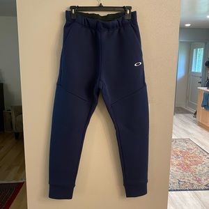 Oakley men’s performance sweatpants size M